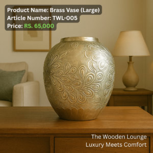 Brass Vase (M) – Handcrafted Elegance for Timeless Decor